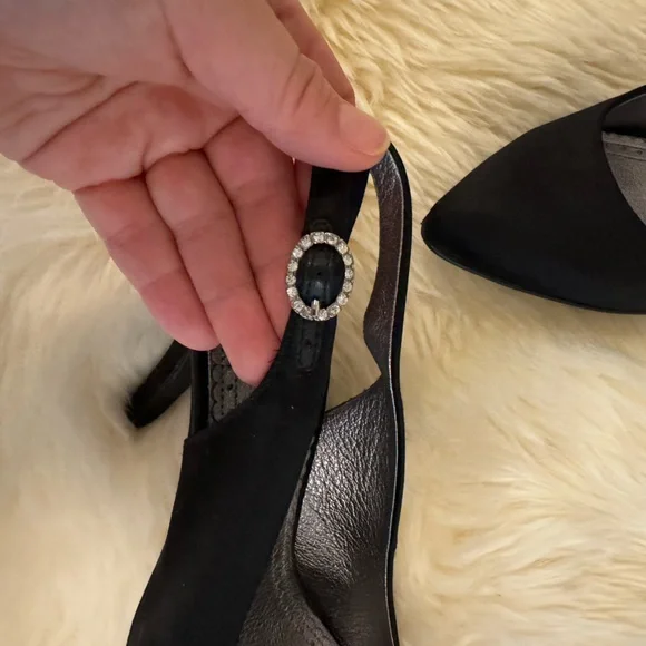 Black Satin Pump - Picture 2 of 3